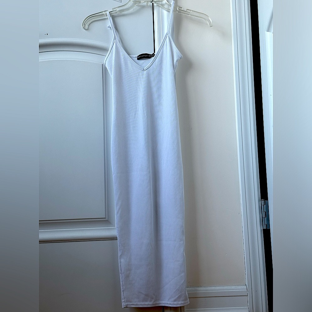PrettyLittleThing size 0 (fits 0-2) white midi ribbed body con dress